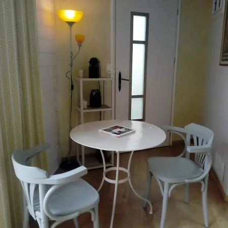 Independante A Bed & Breakfast 3*